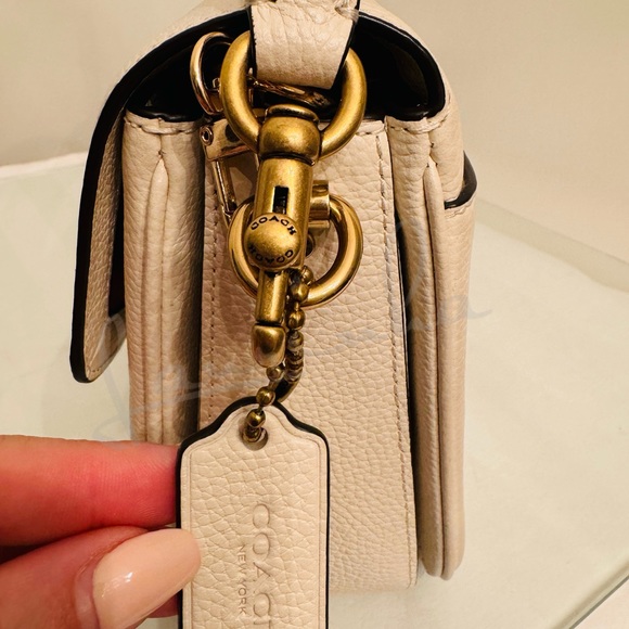 NWOT Coach Cassie 19 Crossbody bag! - Picture 10 of 12